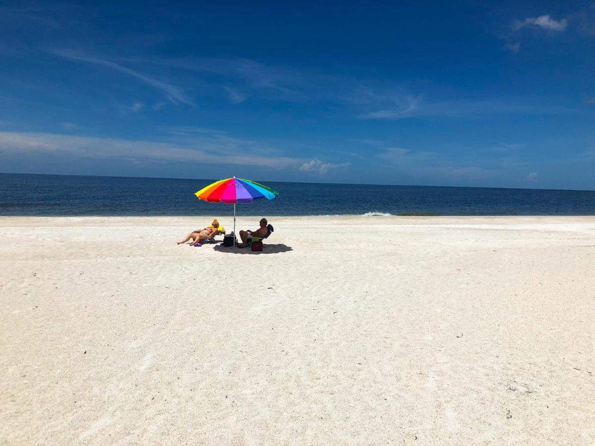 Anna Maria Island Runaway Tropical Escape برادنتون بيتش المظهر الخارجي الصورة